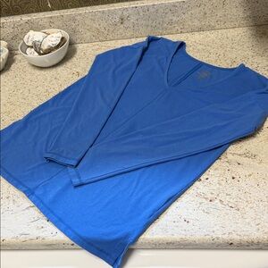 Lilly Pulitzer Luxletic Blue V-Neck Top